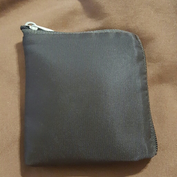 Becca perfet skin mineral powder foundation - Picture 5 of 5